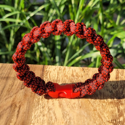 Bransolegka paracord 501_102914.jpg