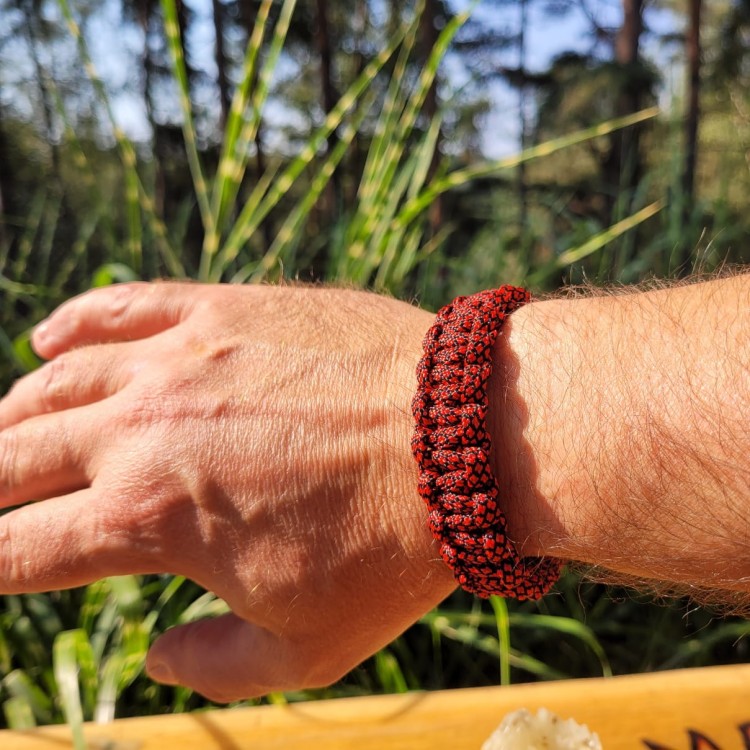 Bransoletka paracord 501_103722.jpg