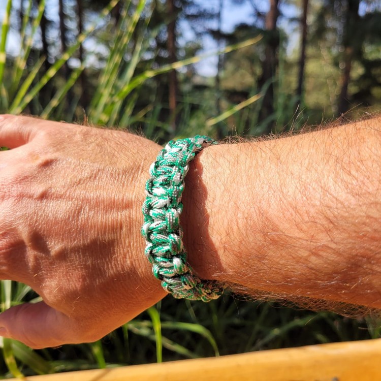 Bransoletka paracord 184_103832.jpg