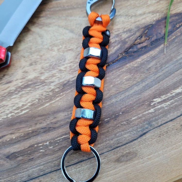 Brelok z paracordu Orange - Black_174930.jpg