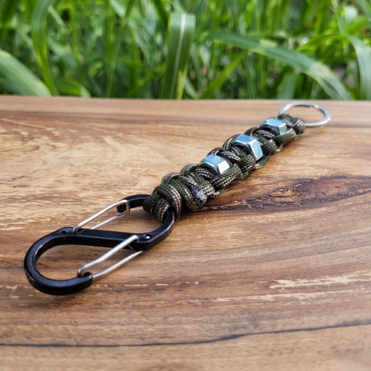 Brelok z paracordu Army green camo_180839.jpg