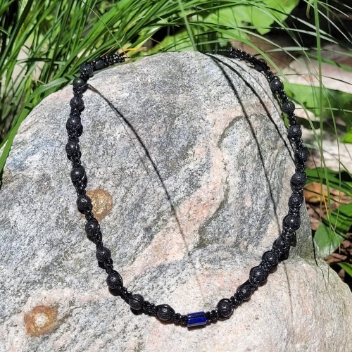Naszyjnik meski Shamballa z lapis lazuli i lawa od TEJE.ART